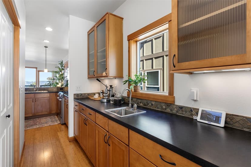 Property photo for 8312 S 124th Street, Seattle photo 15