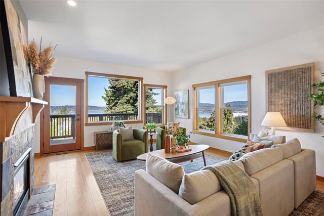 Property photo for 8312 S 124th Street, Seattle photo 5