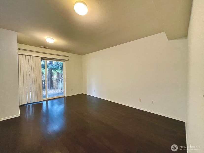 Property photo for 9505 8th Avenue NW, Seattle photo 3
