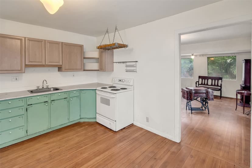 Property photo for 831 NW 52nd Street, Seattle photo 14