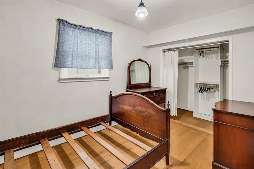 Property photo for 831 NW 52nd Street, Seattle photo 17