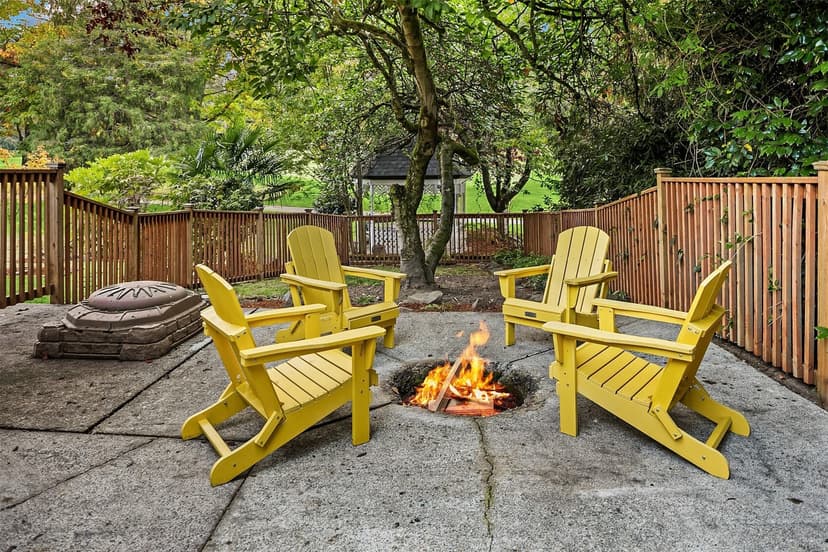 Property photo for 11421 20th Avenue S, Seattle photo 36