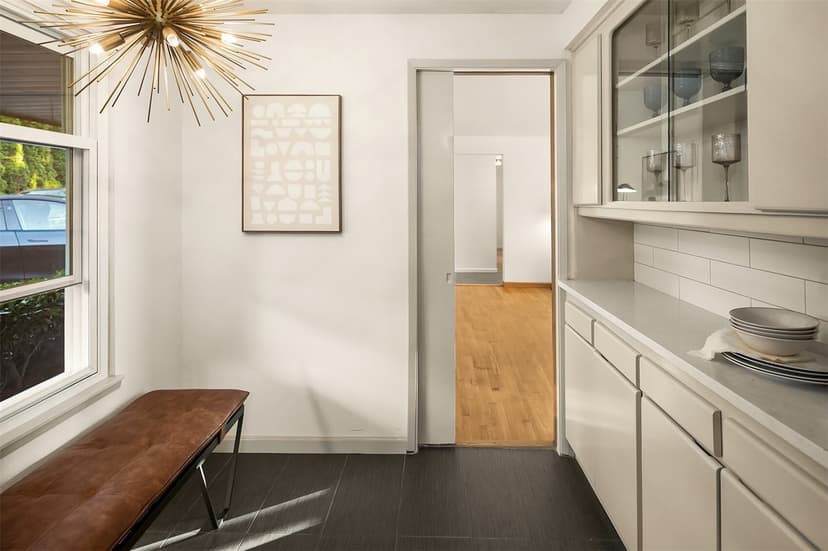 Property photo for 11421 20th Avenue S, Seattle photo 17