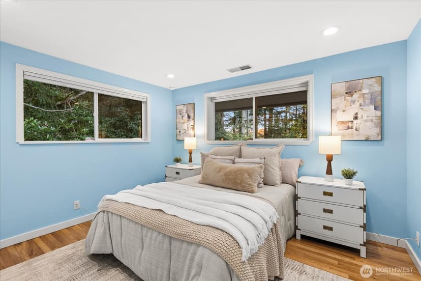 Property photo for 19112 3rd Avenue NE, Shoreline photo 17