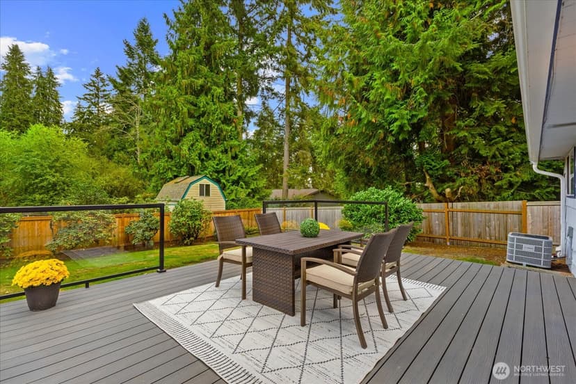 Property photo for 19112 3rd Avenue NE, Shoreline photo 25