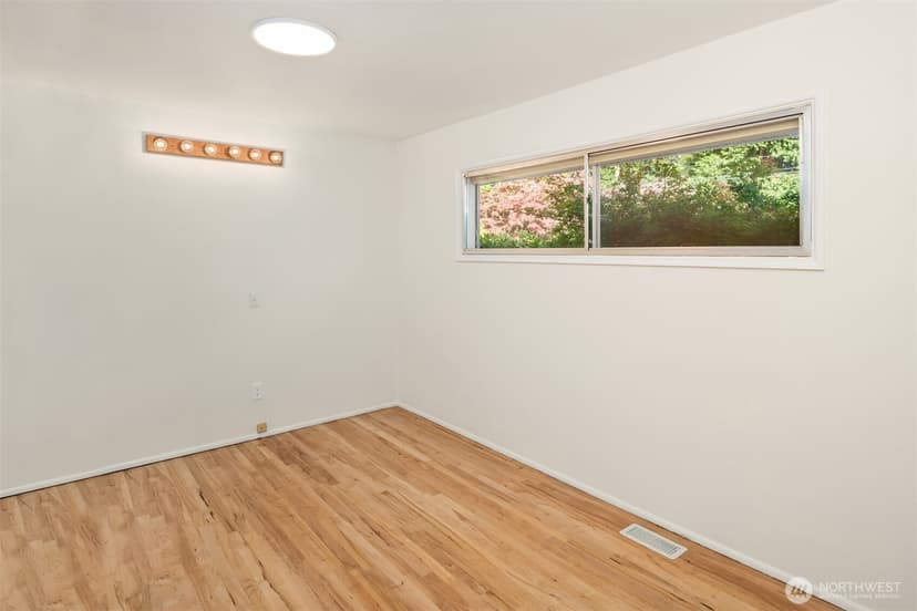 Property photo for 1032 16th Street NE, Auburn photo 10