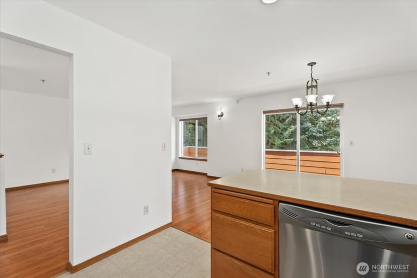 Property photo for 21329 60th Avenue W, Mountlake Terrace photo 9