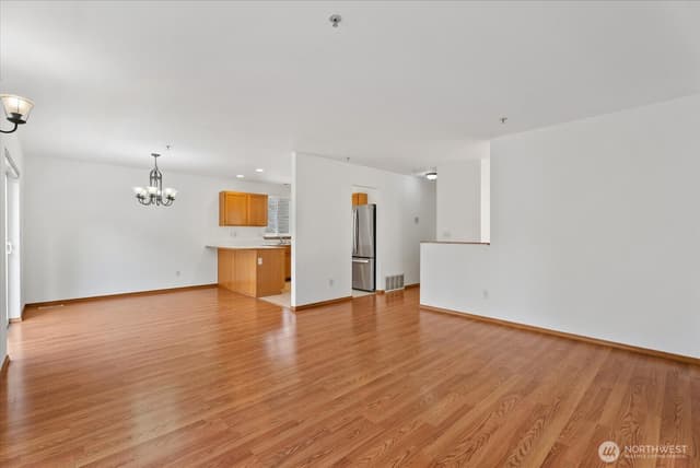 Property photo for 21329 60th Avenue W, Mountlake Terrace photo 4
