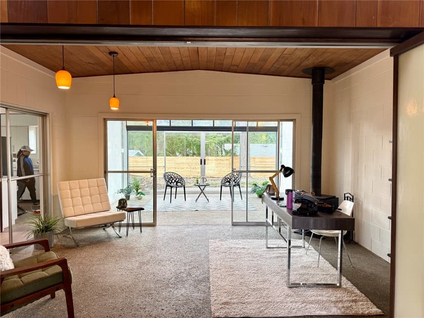 Property photo for 20405 3rd Avenue S, Seattle photo 10
