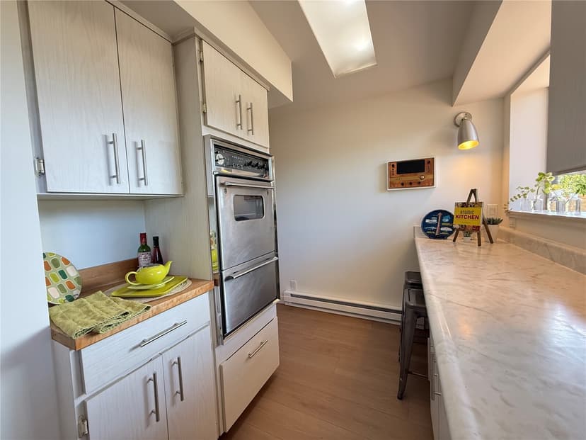 Property photo for 20405 3rd Avenue S, Seattle photo 19
