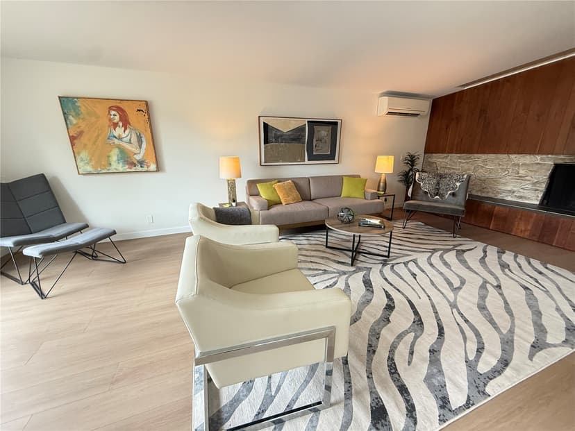 Property photo for 20405 3rd Avenue S, Seattle photo 6