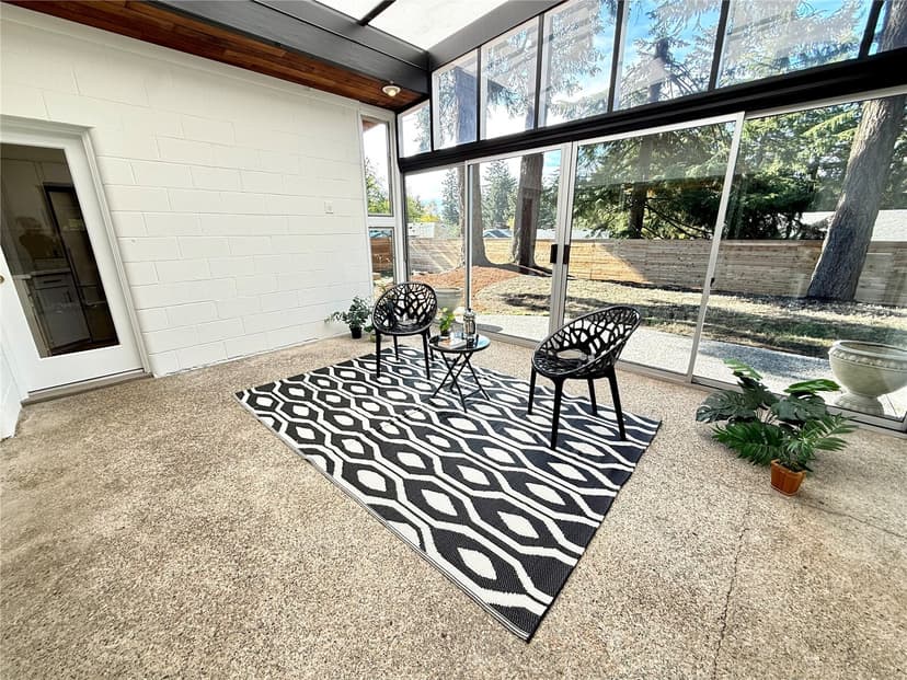Property photo for 20405 3rd Avenue S, Seattle photo 12