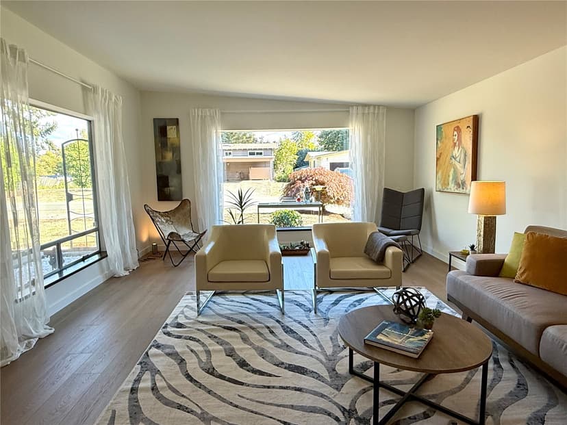 Property photo for 20405 3rd Avenue S, Seattle photo 4