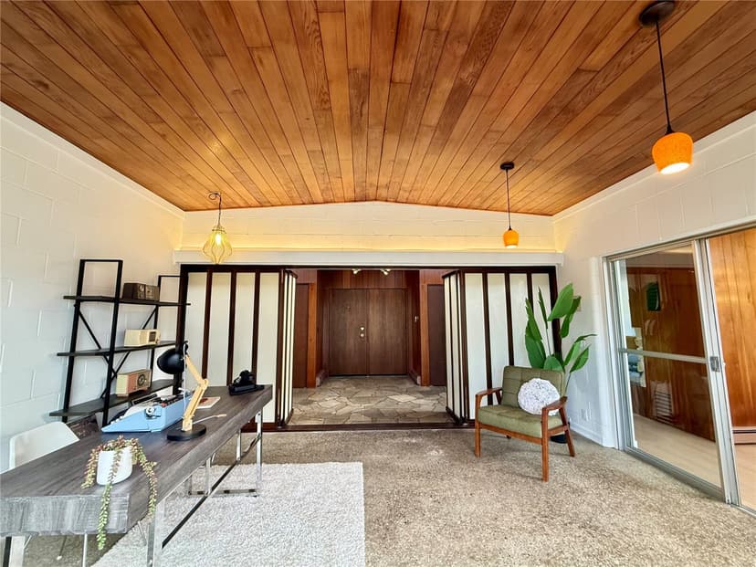 Property photo for 20405 3rd Avenue S, Seattle photo 8