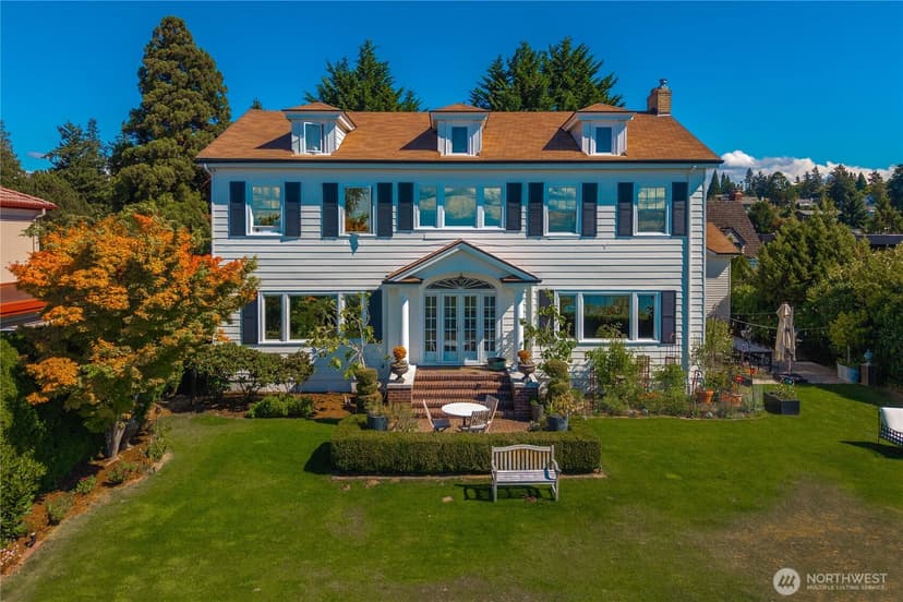 Property photo for 3233 Magnolia Boulevard W, Seattle photo 3