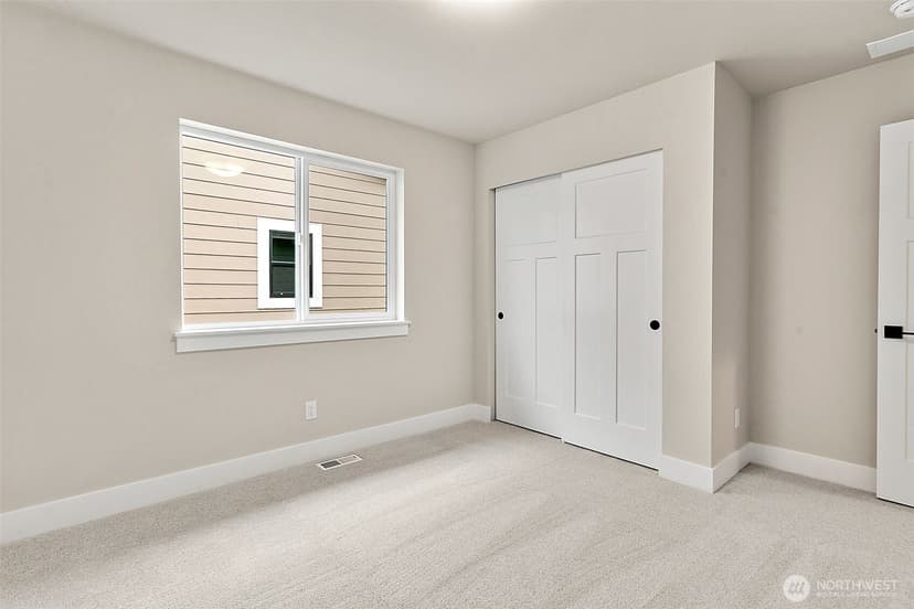 Property photo for 28411 142nd Place SE, Kent photo 33
