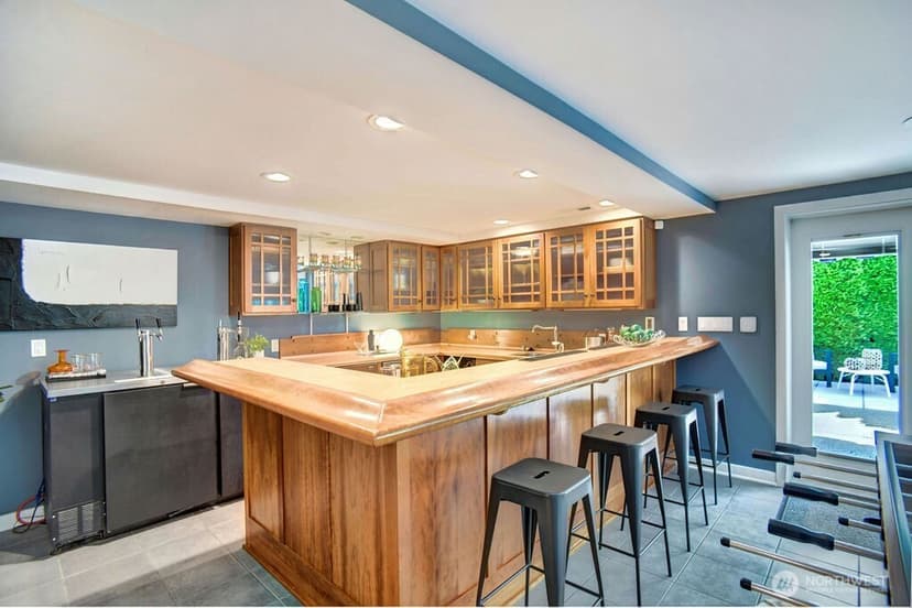 Property photo for 4030 26th Avenue W, Seattle photo 22