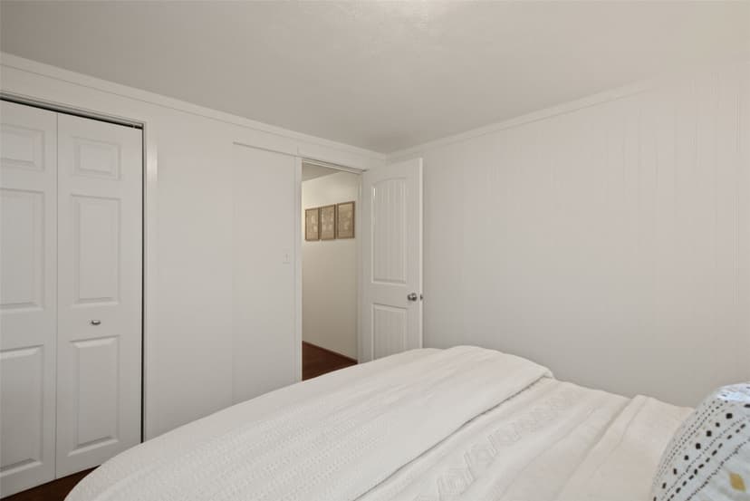 Property photo for 4148 52nd Avenue SW, Seattle photo 23