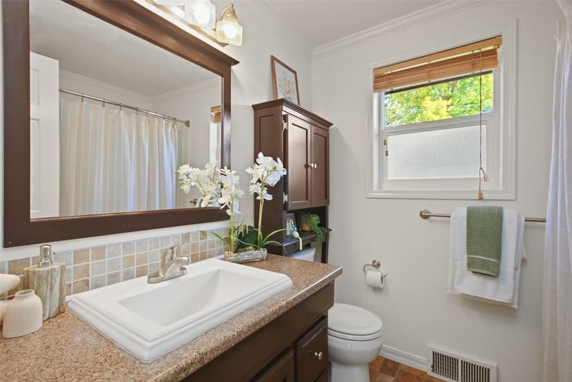 Property photo for 4148 52nd Avenue SW, Seattle photo 16