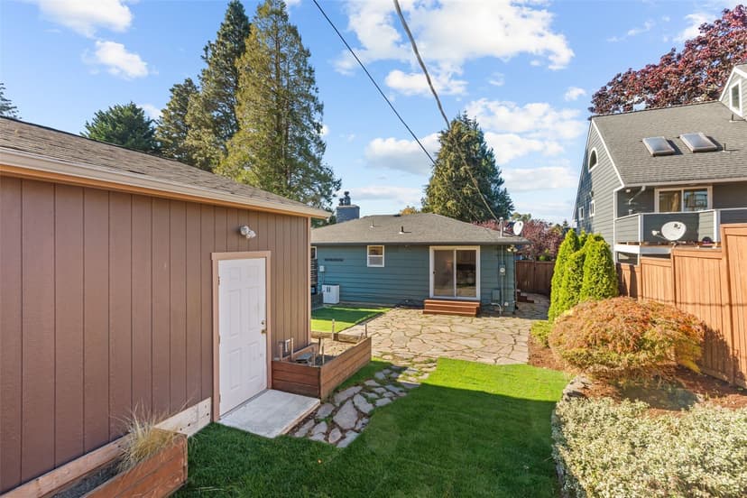 Property photo for 4148 52nd Avenue SW, Seattle photo 36