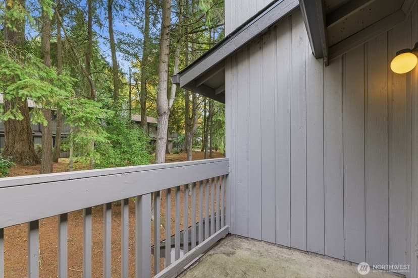 Property photo for 4035 145th Avenue NE, Bellevue photo 15