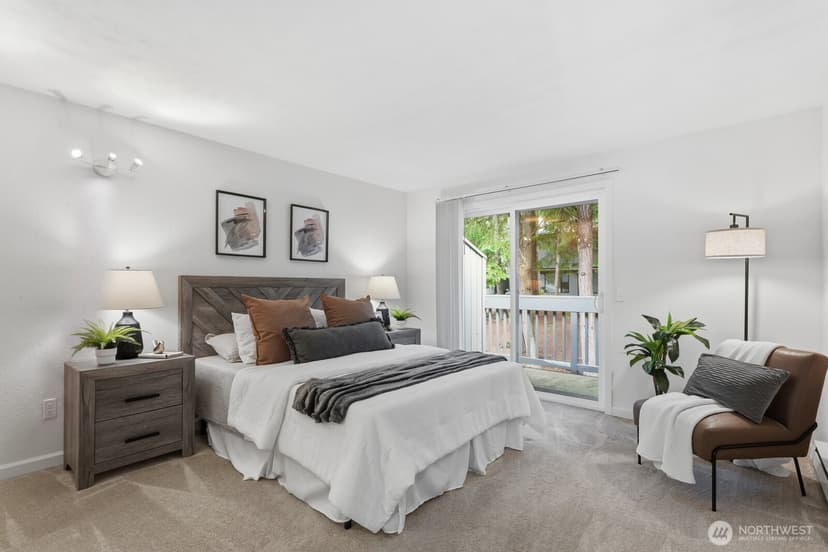 Property photo for 4035 145th Avenue NE, Bellevue photo 13