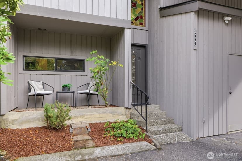 Property photo for 4035 145th Avenue NE, Bellevue photo 24