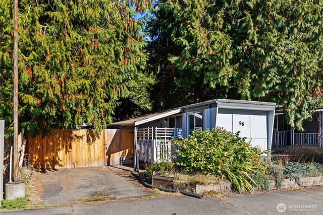 Property photo for 10515 Woodinville Drive #96, Bothell photo 2