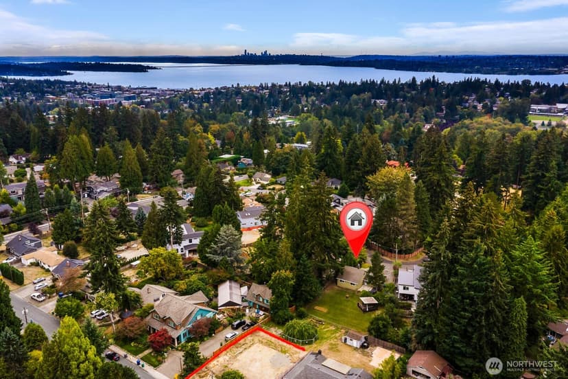 Property photo for 10208 114th Place NE, Kirkland photo 27