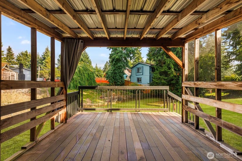 Property photo for 10208 114th Place NE, Kirkland photo 23