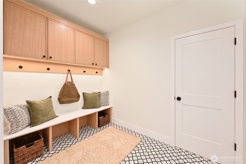 Property photo for 3111 W Mansell Street, Seattle photo 26
