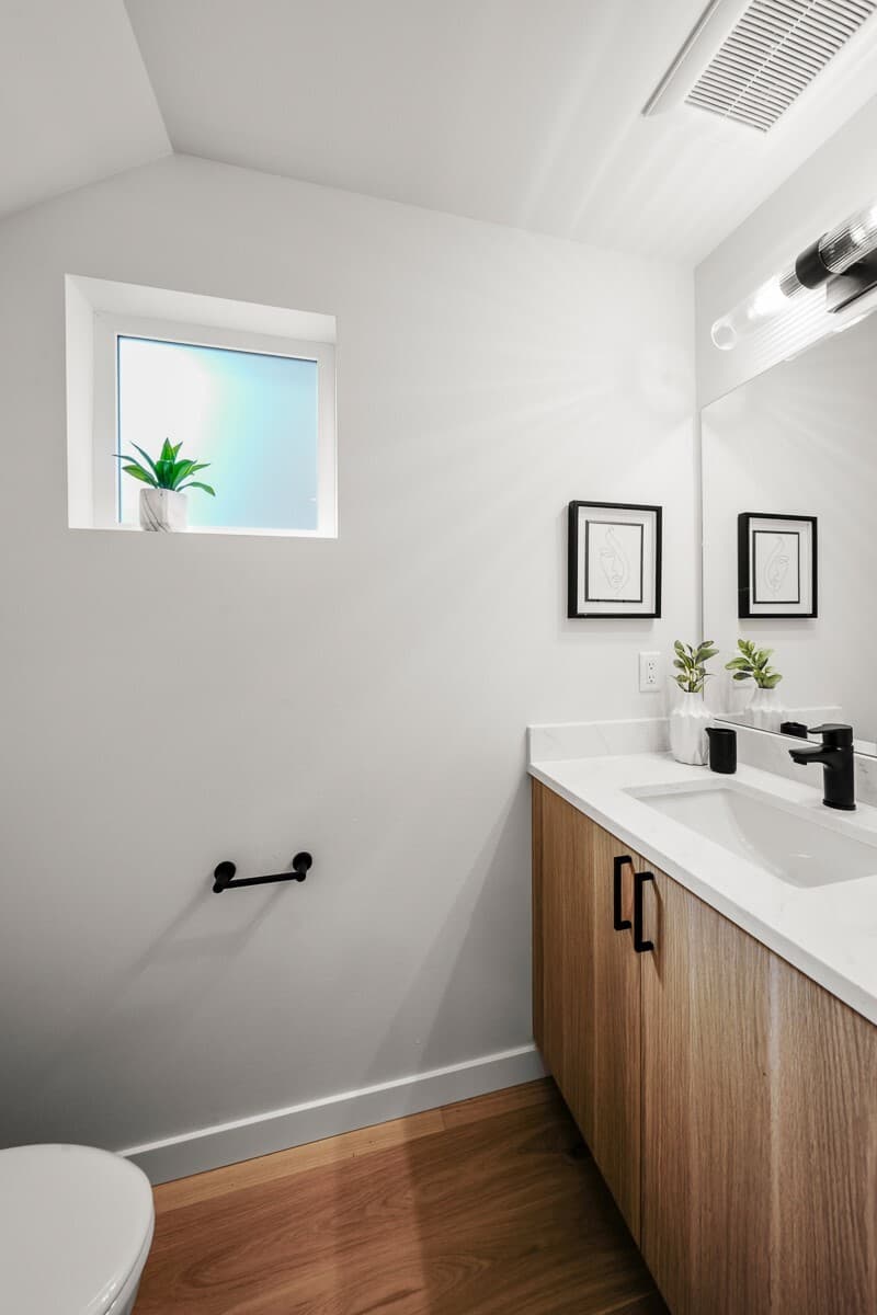 Property photo for 6030 41st Avenue NE, Seattle photo 11