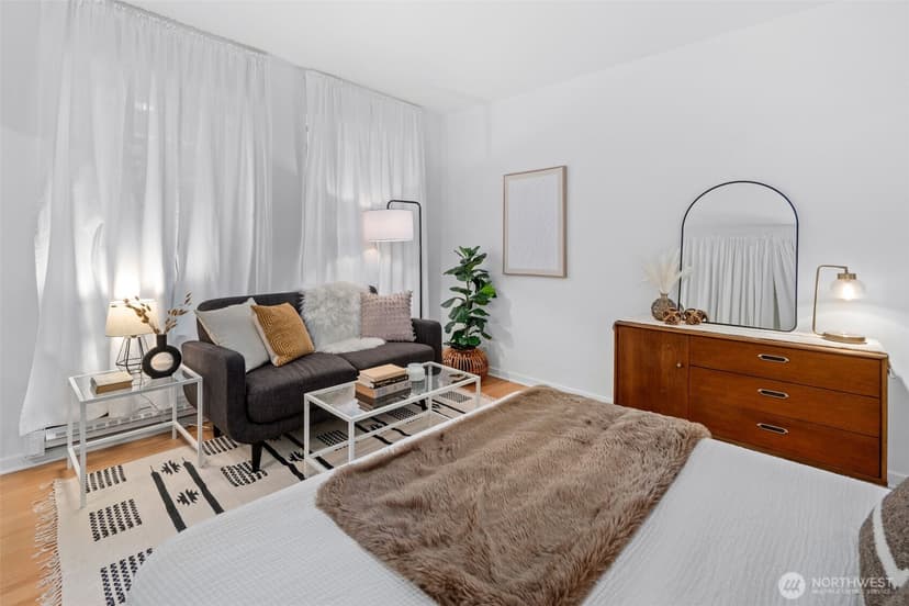 Property photo for 7 Harrison Street #26, Seattle photo 16