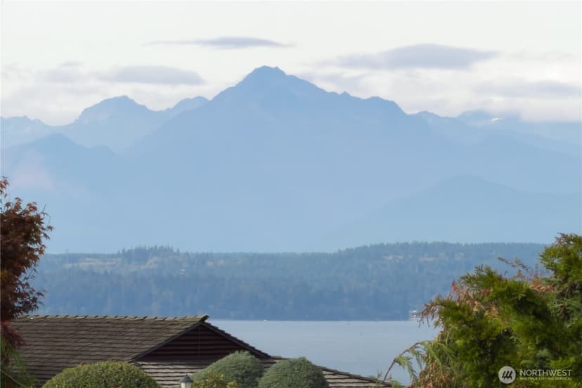 Property photo for 12744 12th Avenue NW, Seattle photo 18