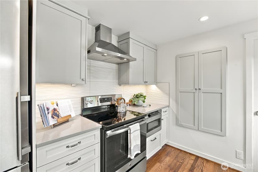 Property photo for 12744 12th Avenue NW, Seattle photo 6