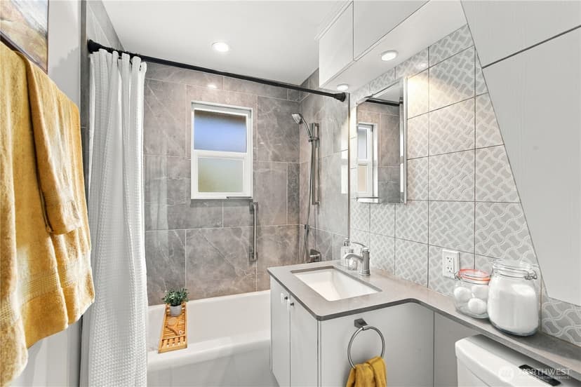 Property photo for 12744 12th Avenue NW, Seattle photo 11