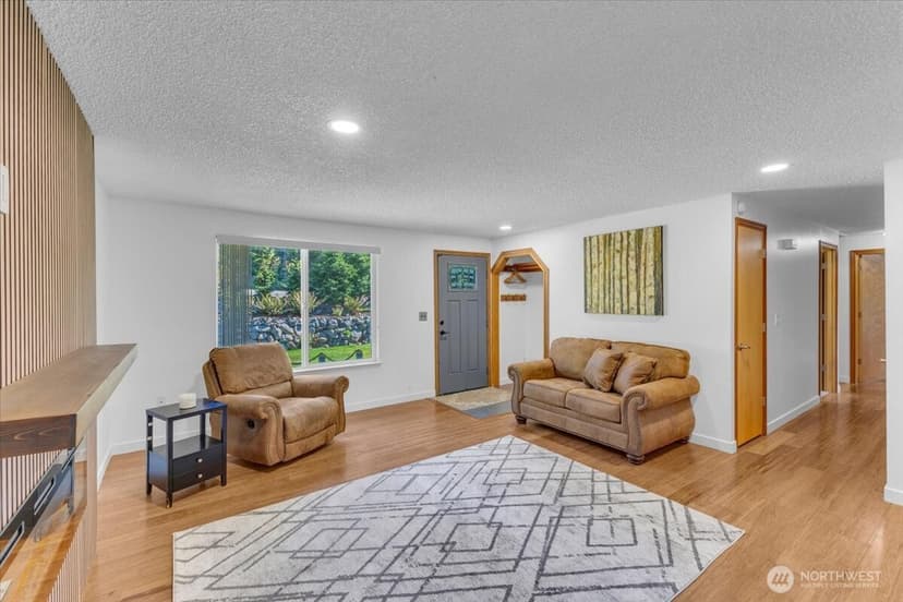 Property photo for 7128 171st Avenue SE, Snohomish photo 9