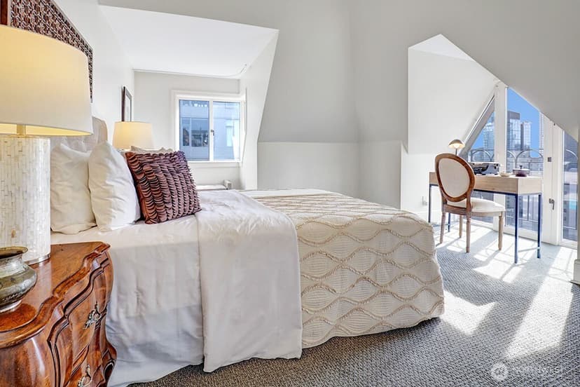 Property photo for 1017 Minor Avenue #1403, Seattle photo 9
