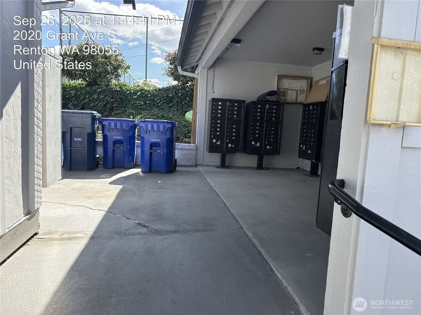 Property photo for 2020 Grant Avenue S #J102, Renton photo 9