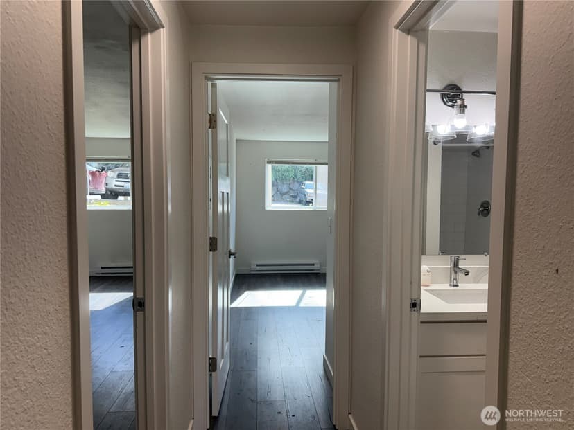 Property photo for 2020 Grant Avenue S #J102, Renton photo 8