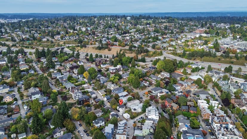 Property photo for 7507 Latona Avenue NE, Seattle photo 31