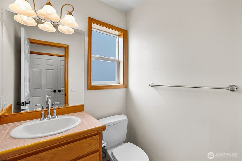 Property photo for 18410 11th Drive SE, Bothell photo 11