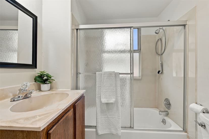 Property photo for 2316 29th Avenue S, Seattle photo 26