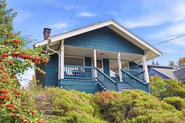 Property photo for 2316 29th Avenue S, Seattle photo 4