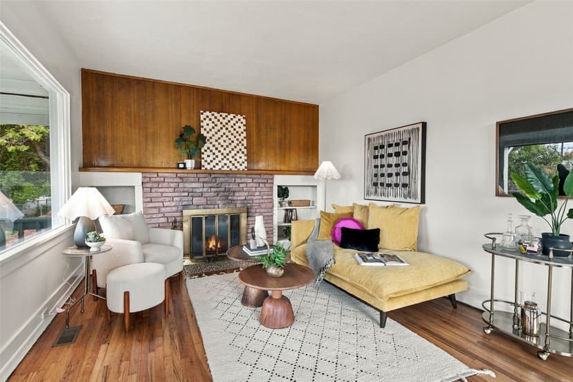 Property photo for 2316 29th Avenue S, Seattle photo 6
