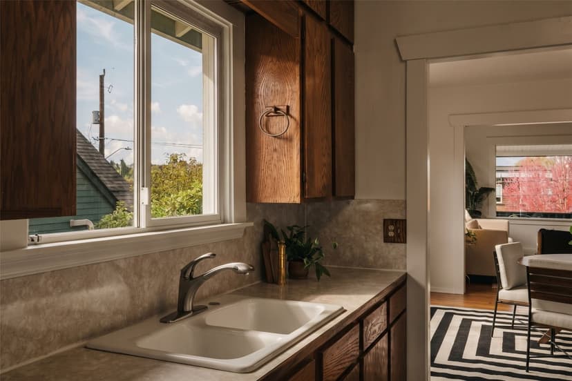 Property photo for 2316 29th Avenue S, Seattle photo 21