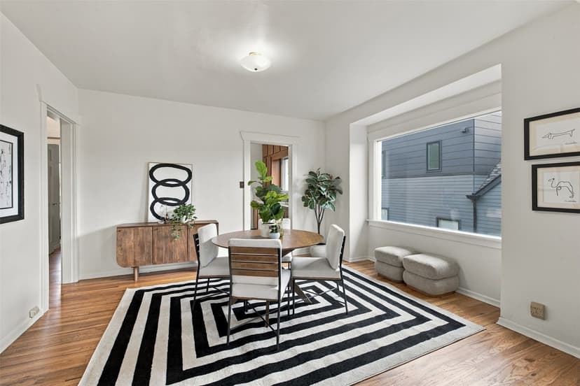 Property photo for 2316 29th Avenue S, Seattle photo 14