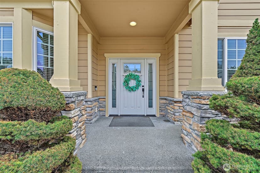 Property photo for 24322 109th Place SE, Kent photo 3