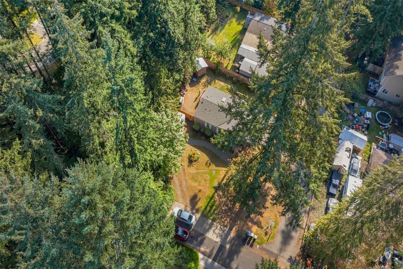 Property photo for 1424 129th Street SE, Everett photo 32