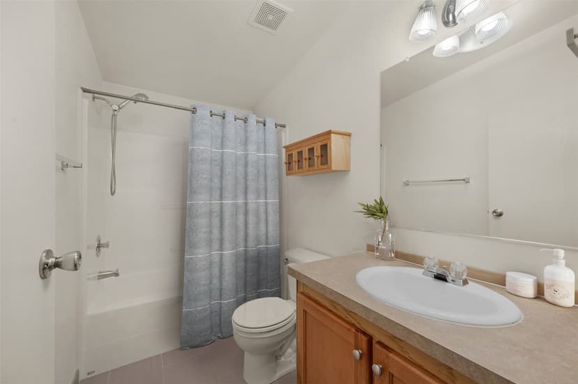 Property photo for 1424 129th Street SE, Everett photo 21